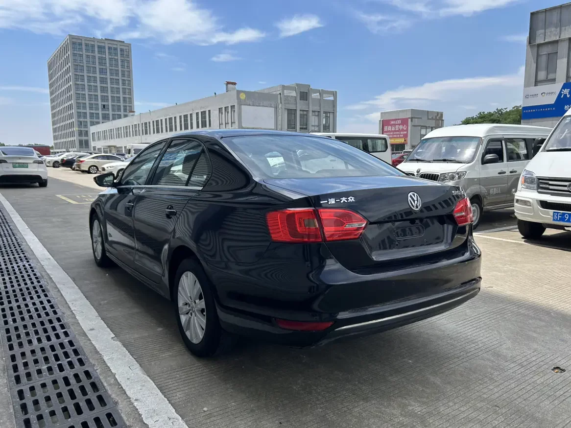 Volkswagen Sagitar