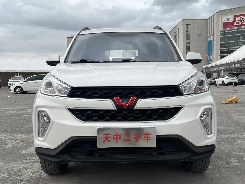 Wuling Hongguang S3