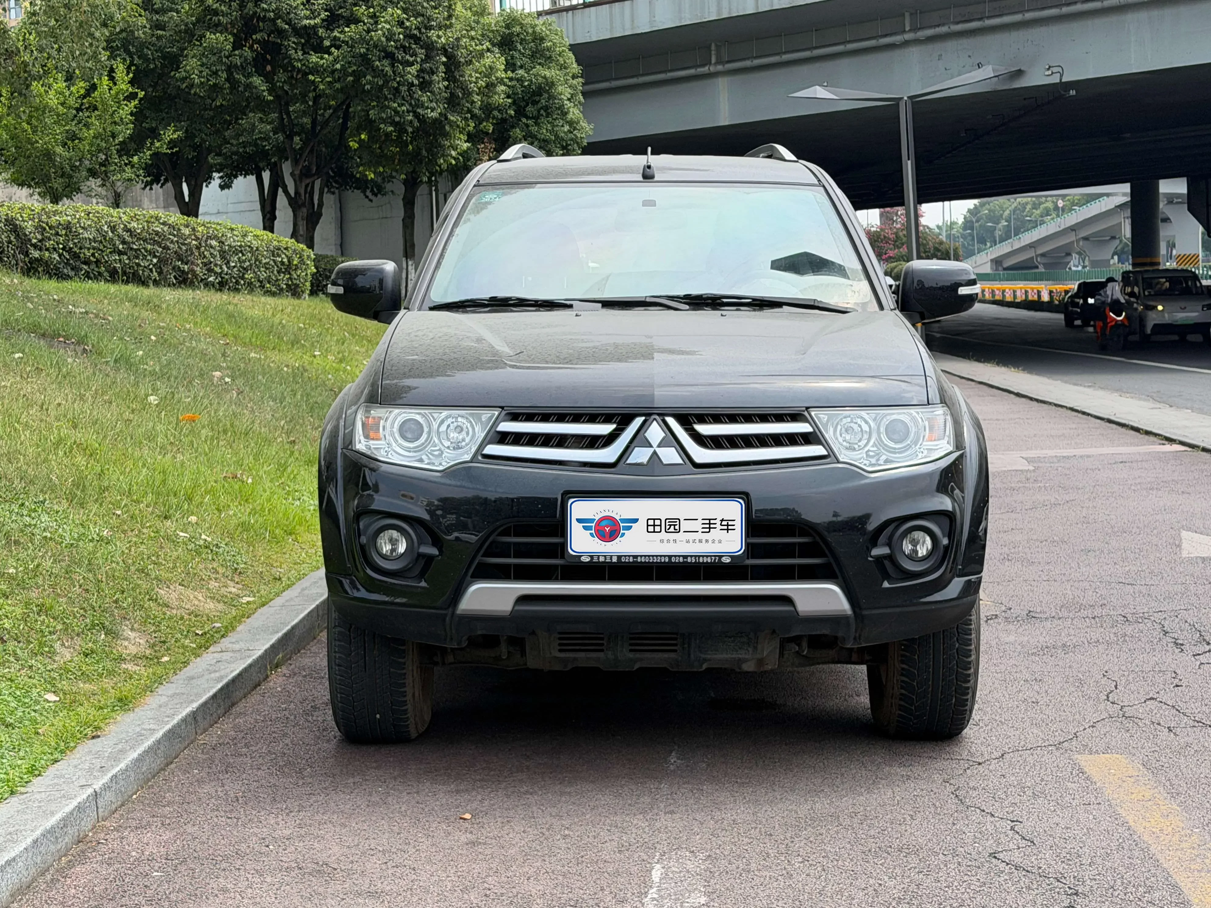 Mitsubishi Pajero Jinchang  из Китая