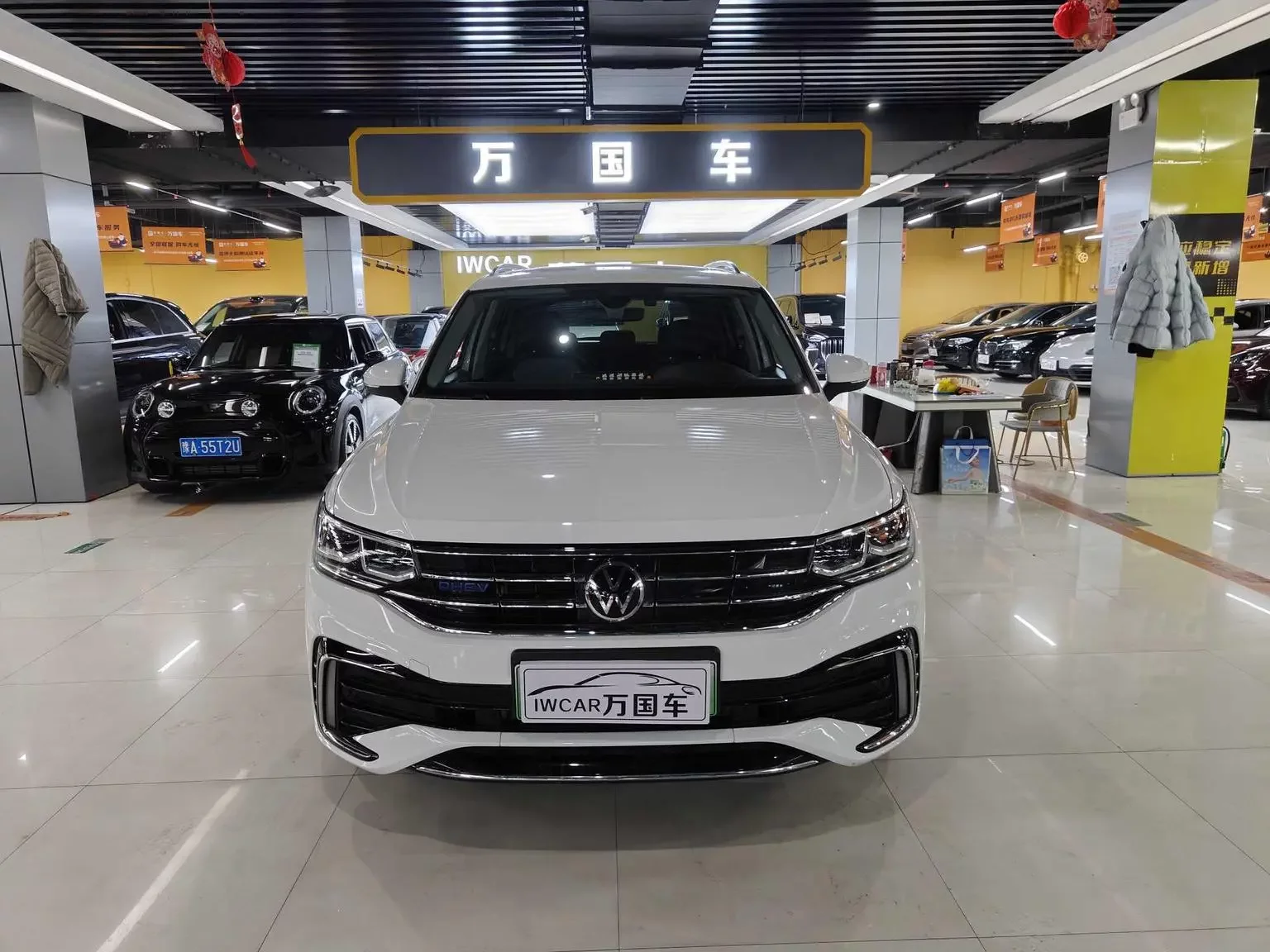 Volkswagen Tiguan L PHEV