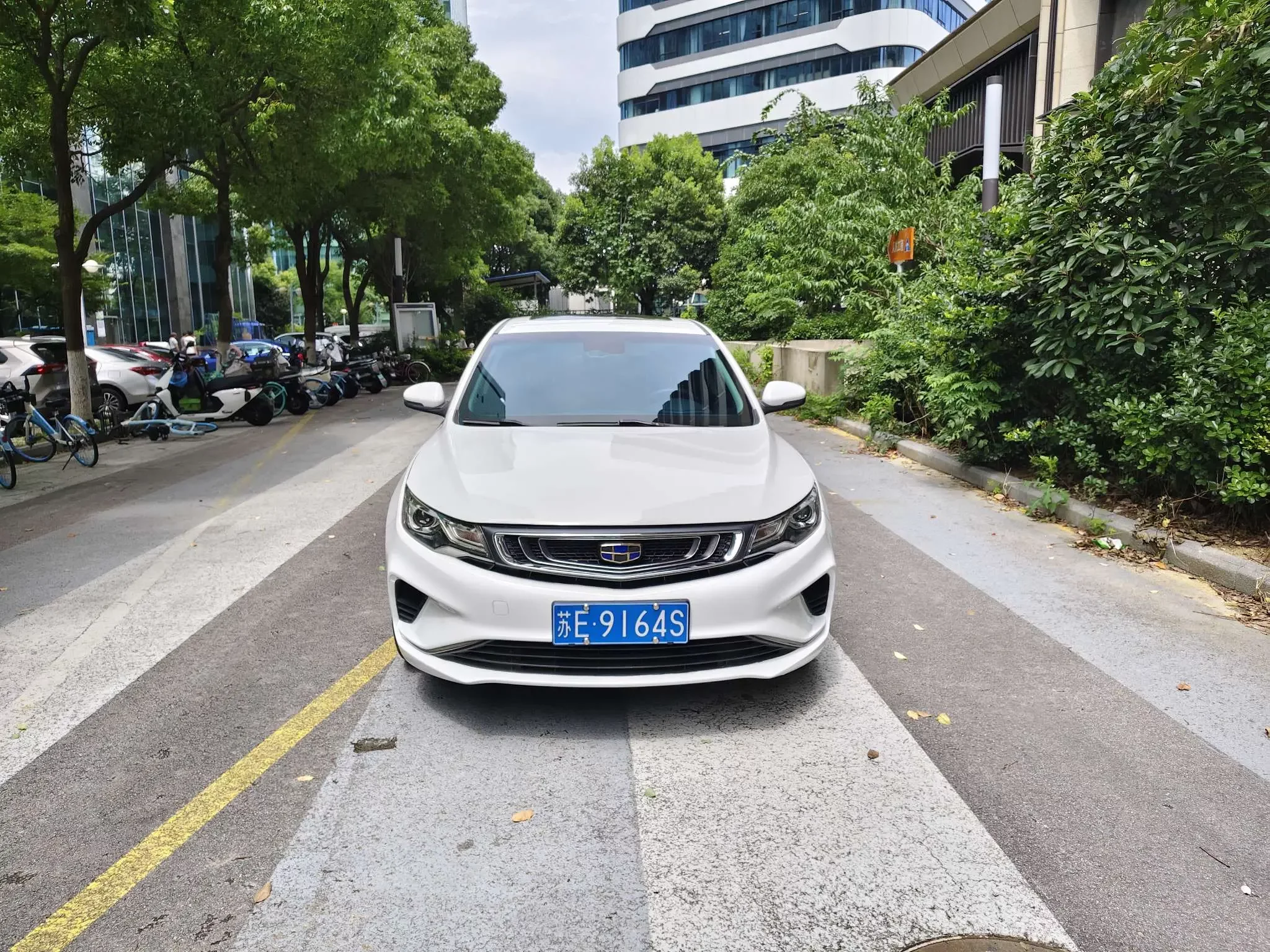 Geely Emgrand GL