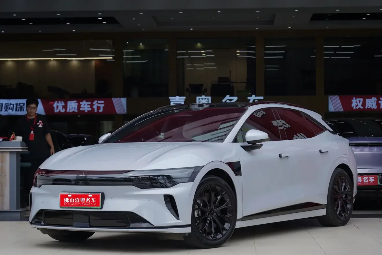 ZEEKR 007GT  из Китая
