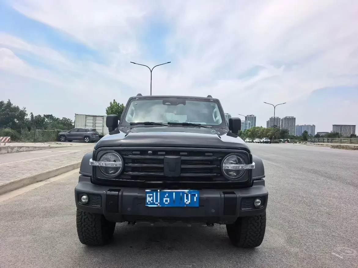 Tank 300