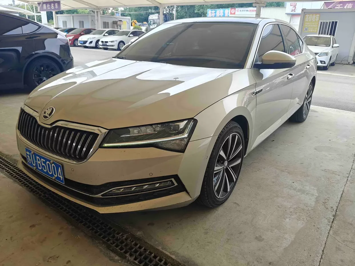 Skoda SuperB