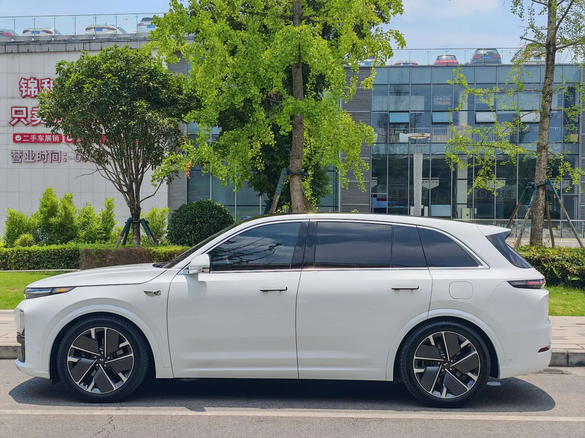 Lixiang L7