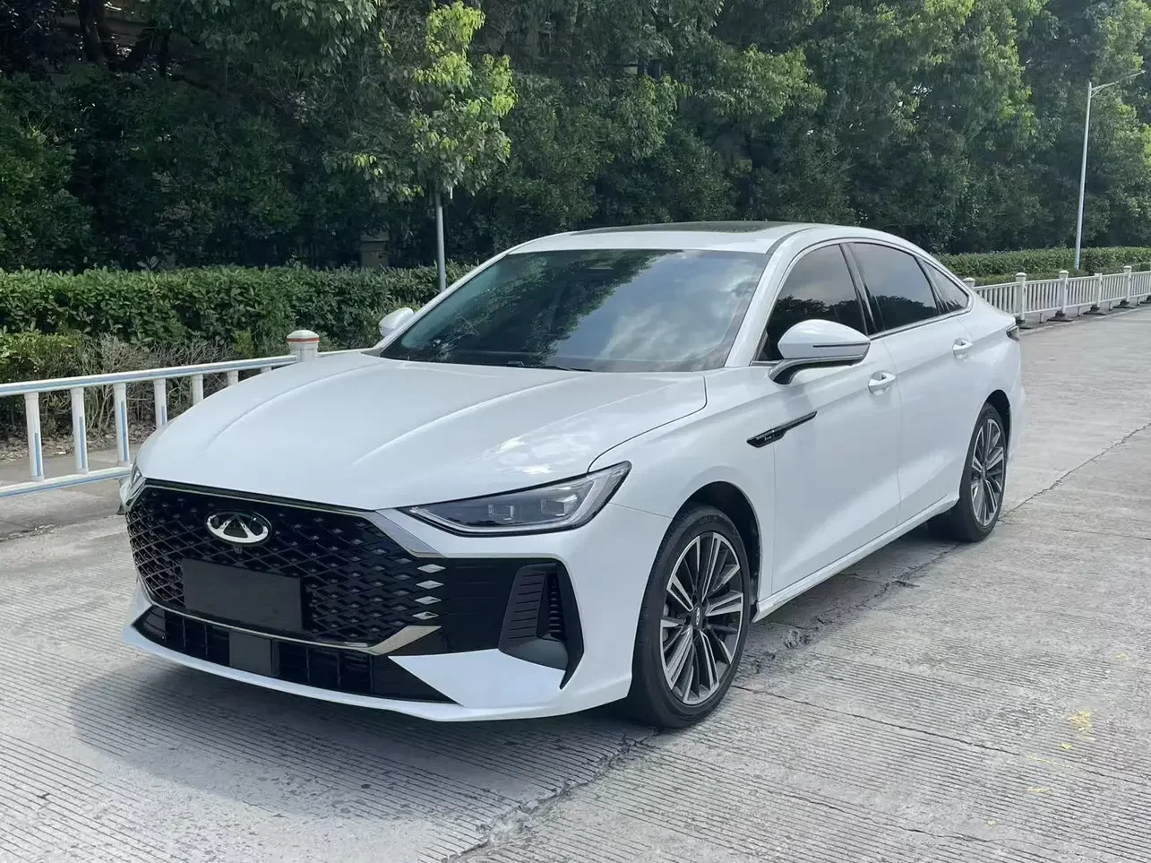 Chery Arrizo 8 PRO