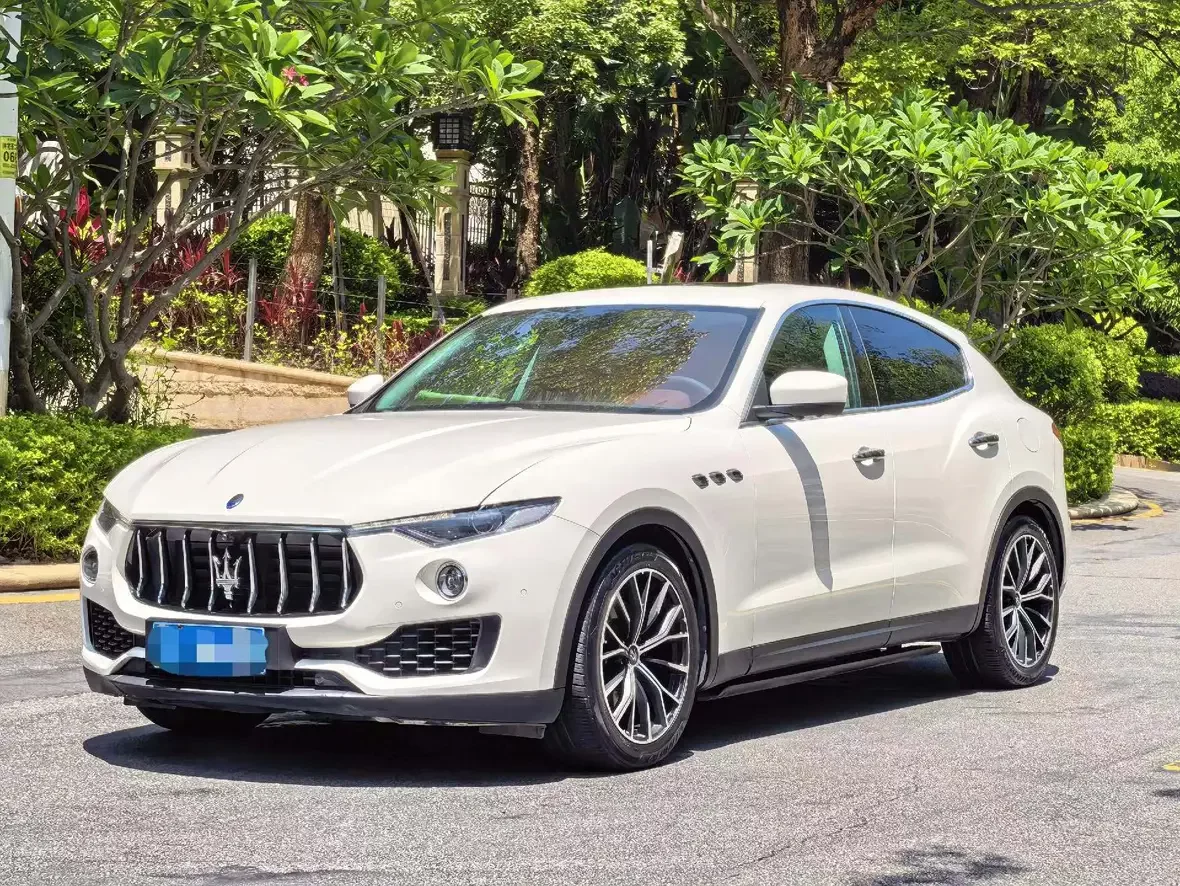 Maserati Levante  из Китая
