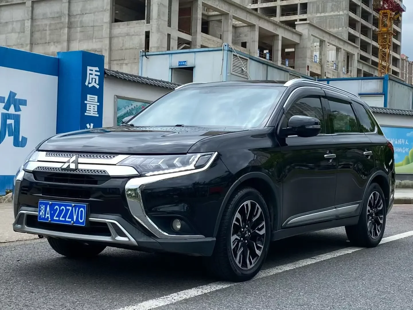 Mitsubishi Outlander  из Китая