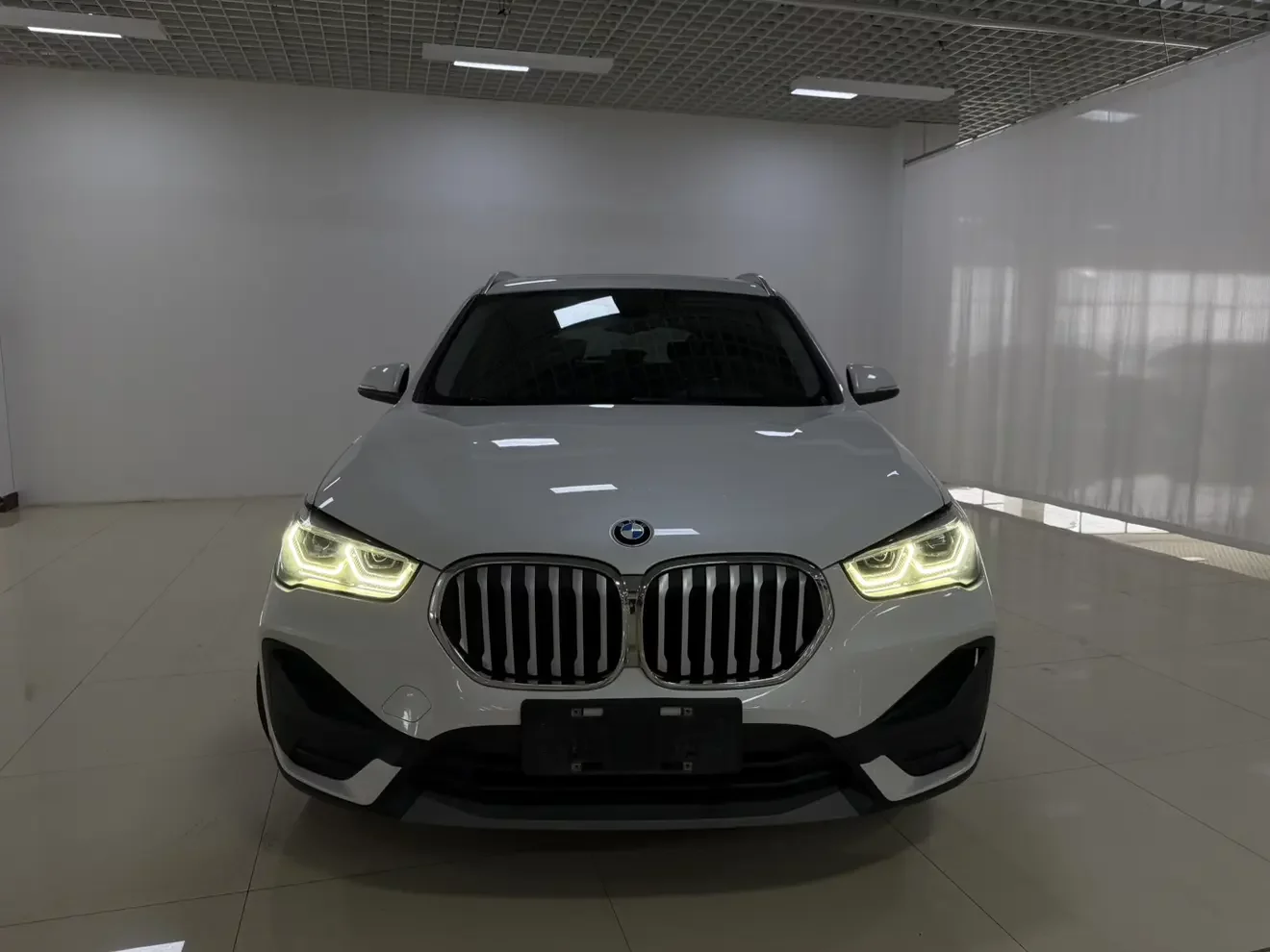 BMW X1  из Китая