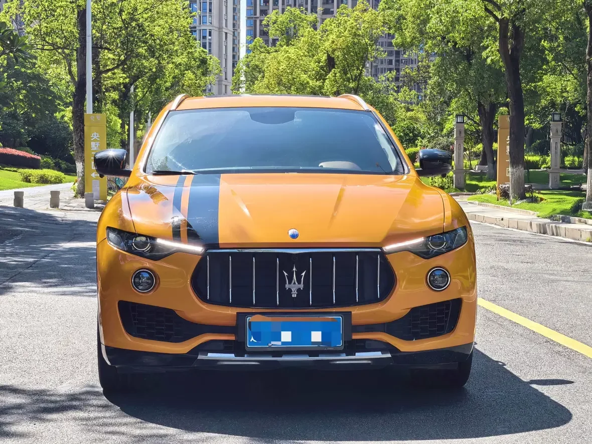 Maserati Levante  из Китая