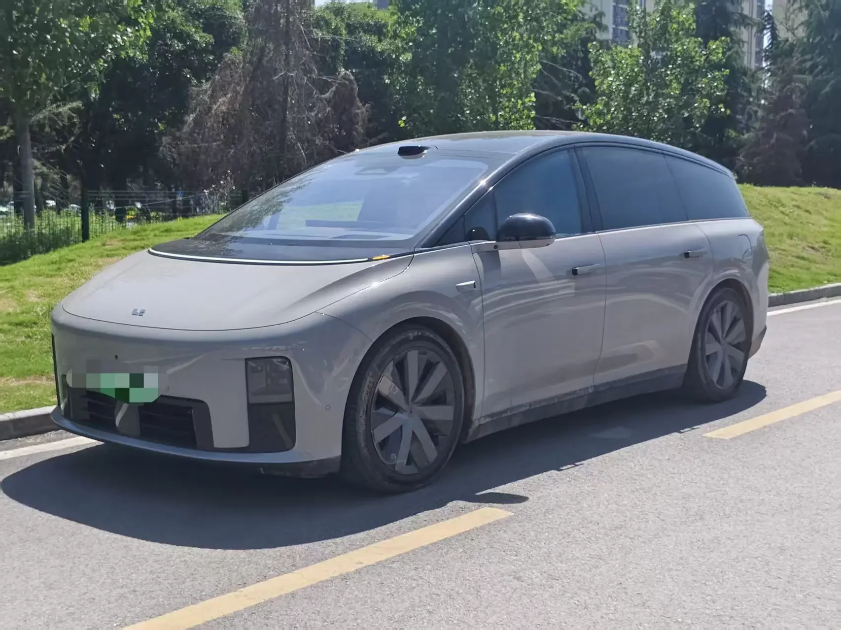 Li Ideal i8
