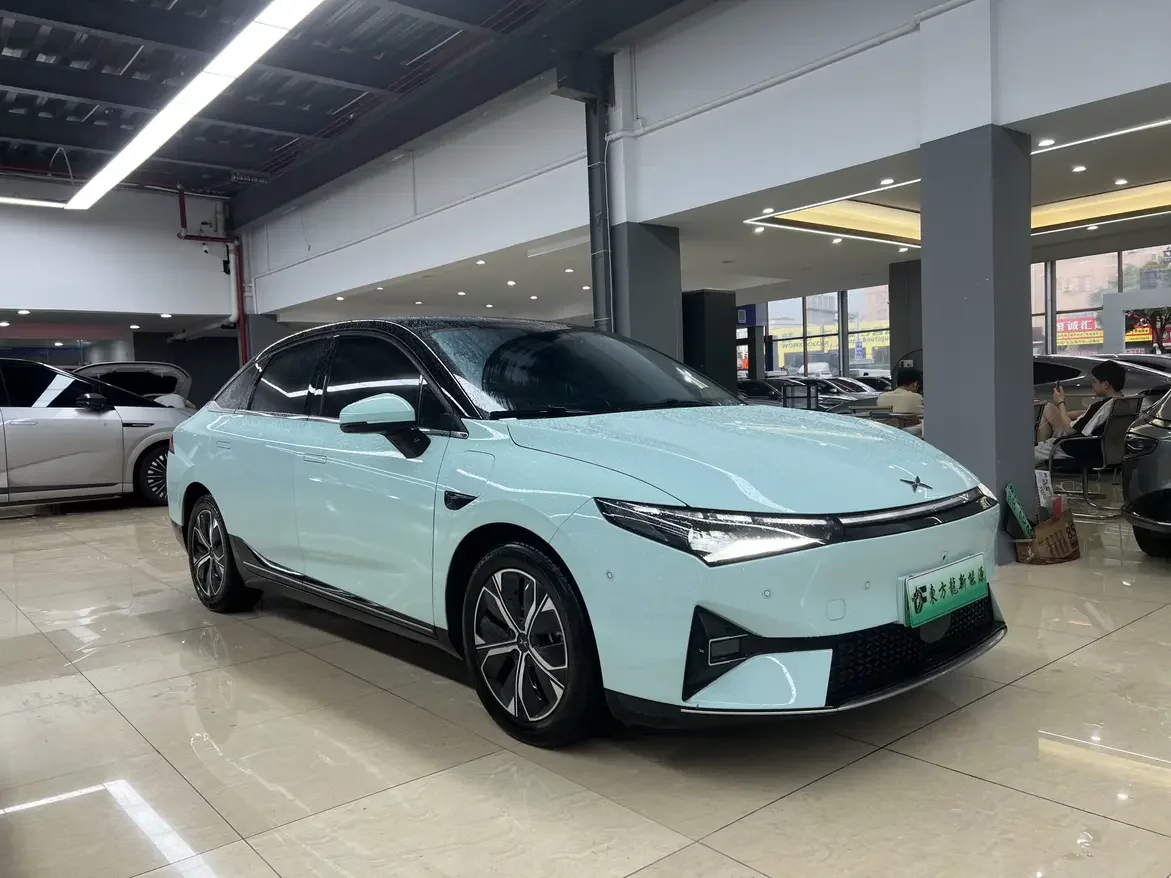 Xpeng P5