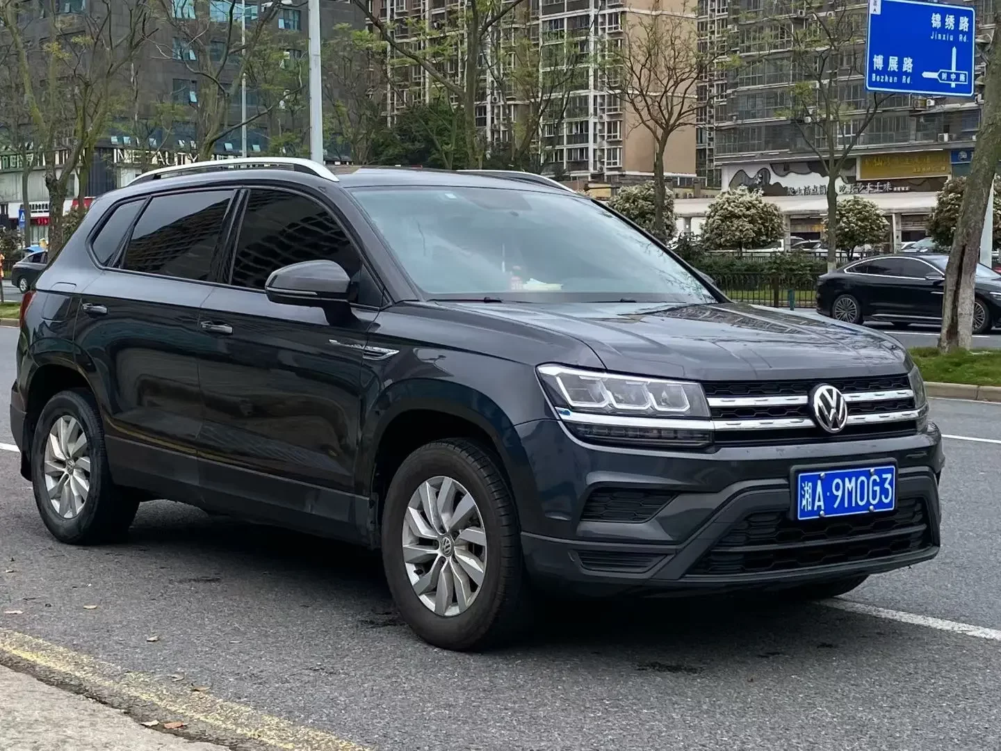 Volkswagen Tharu
