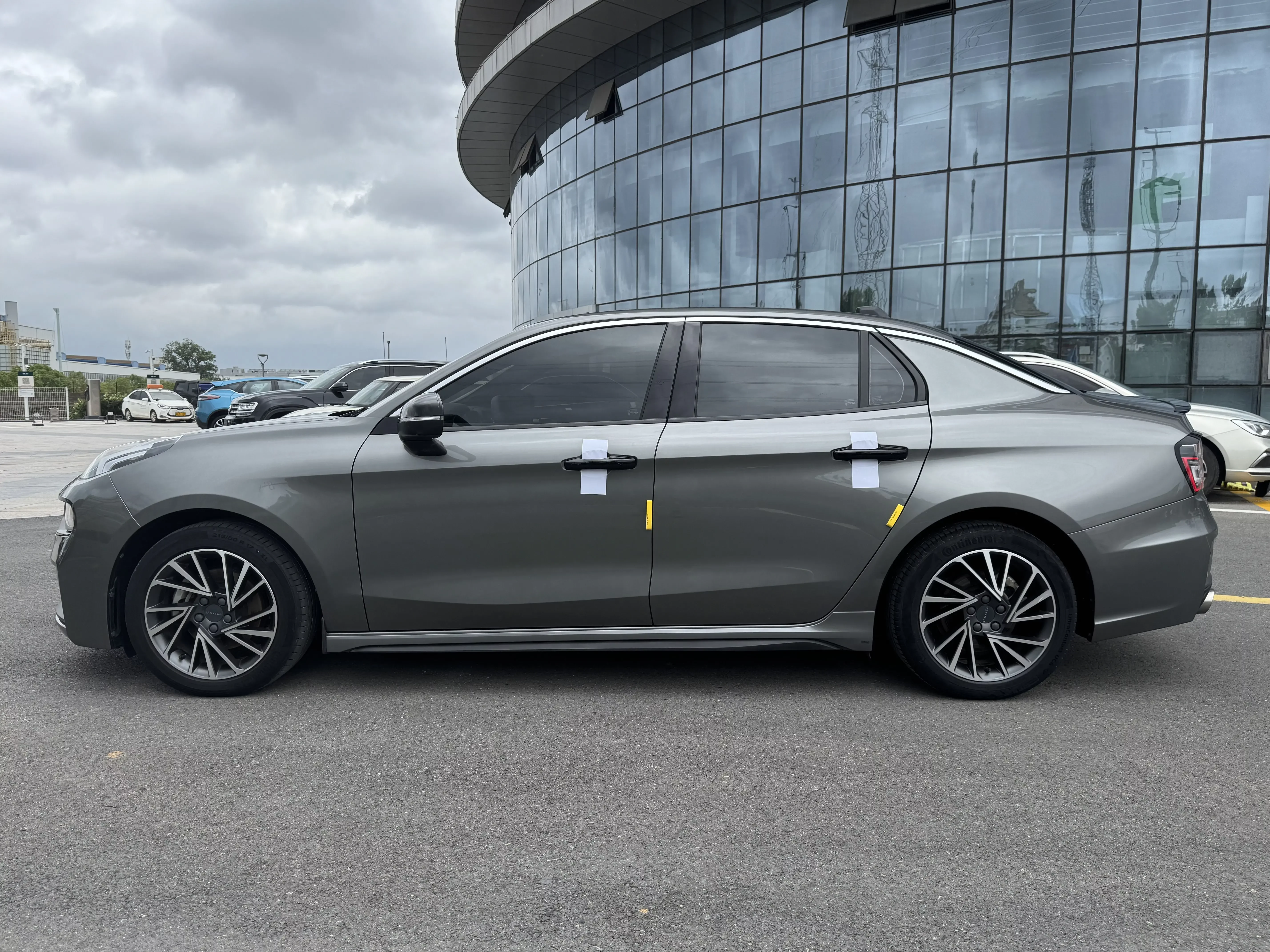 Lynk & Co 03