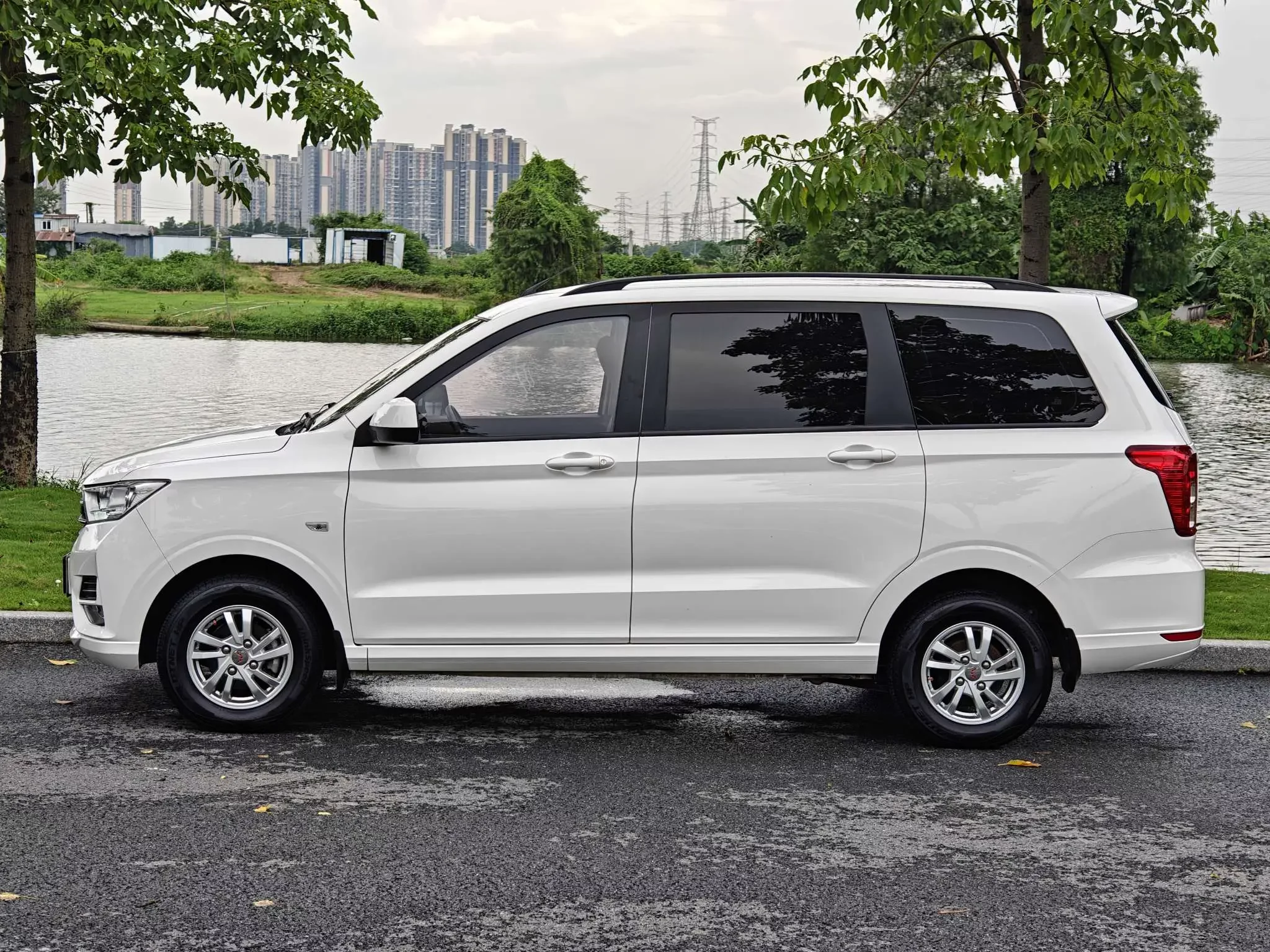 Wuling Hongguang