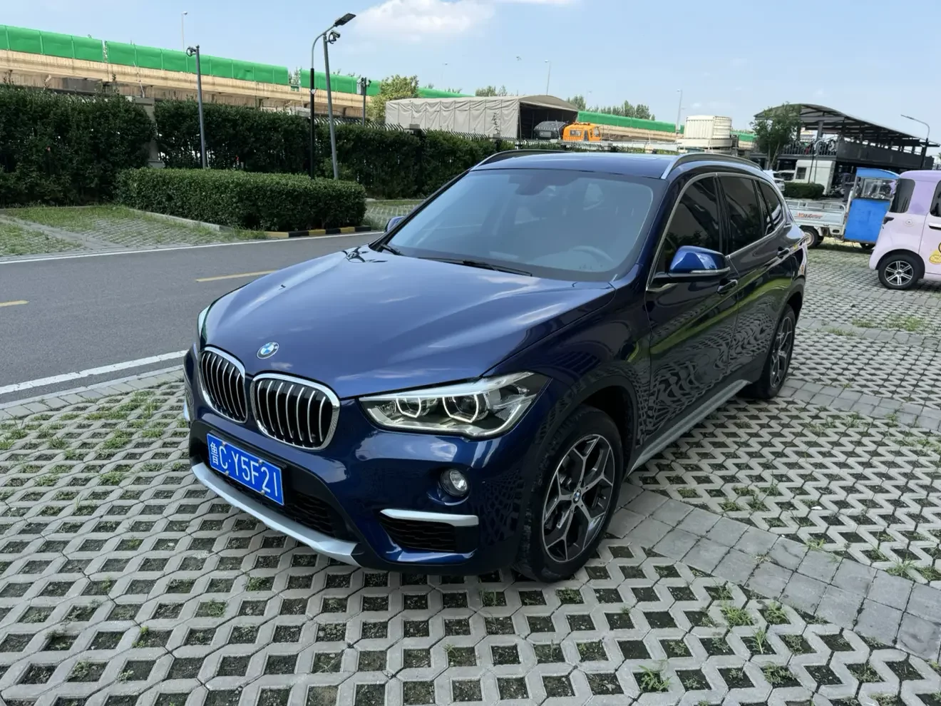 BMW X1  из Китая