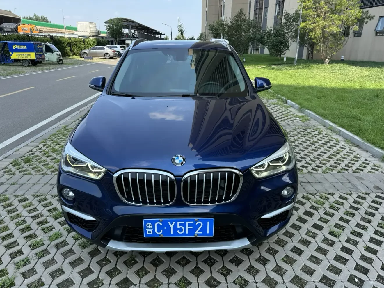 BMW X1  из Китая