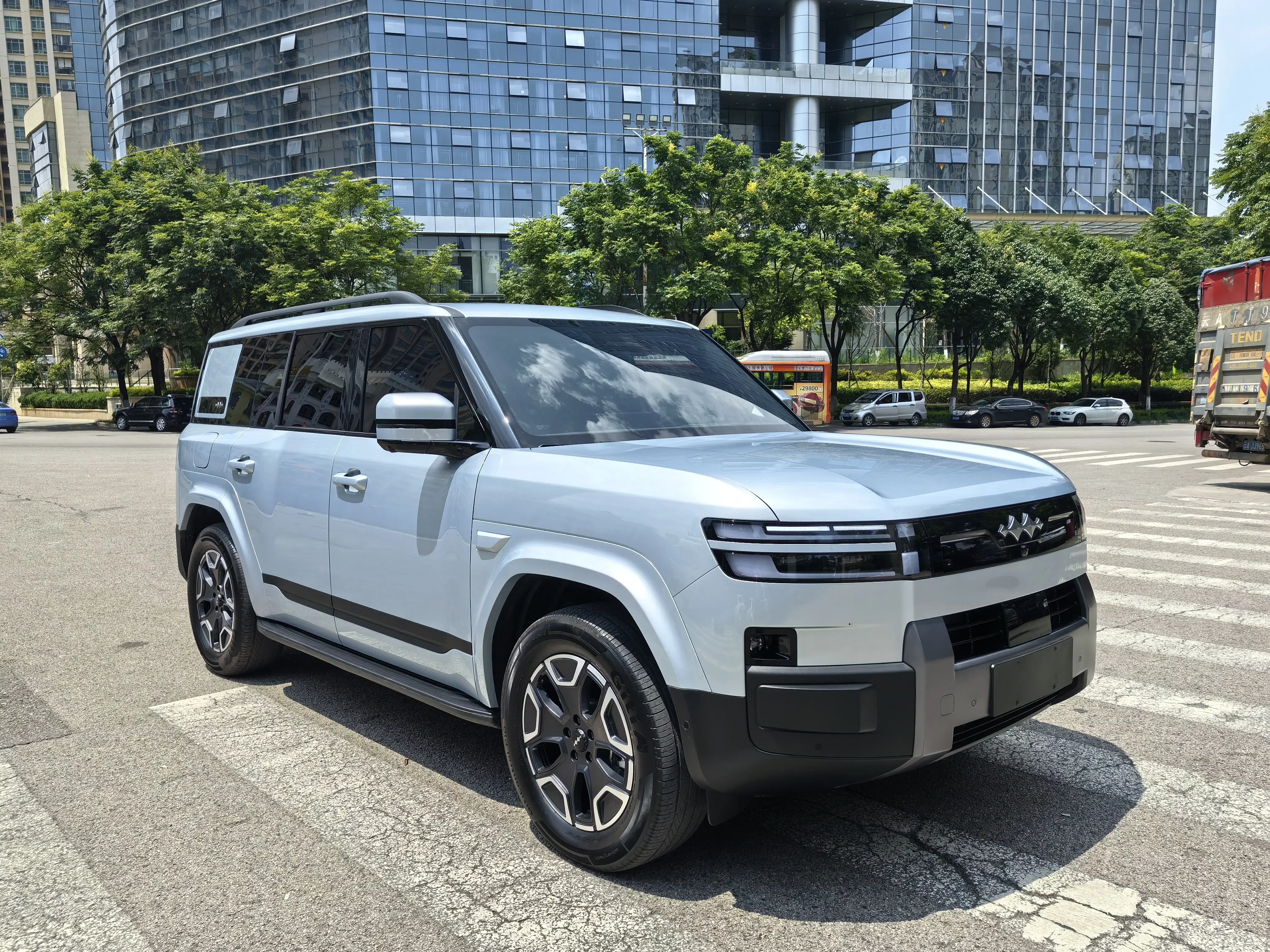 BYD Leopard Titanium 7 PHEV