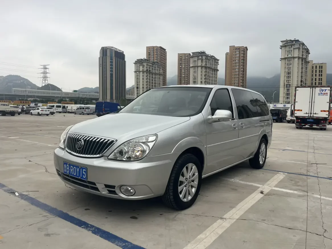 Buick GL8