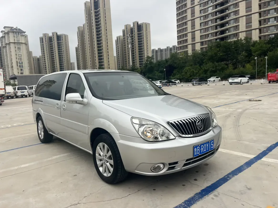 Buick GL8