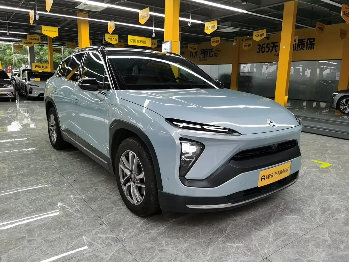 NIO ES6