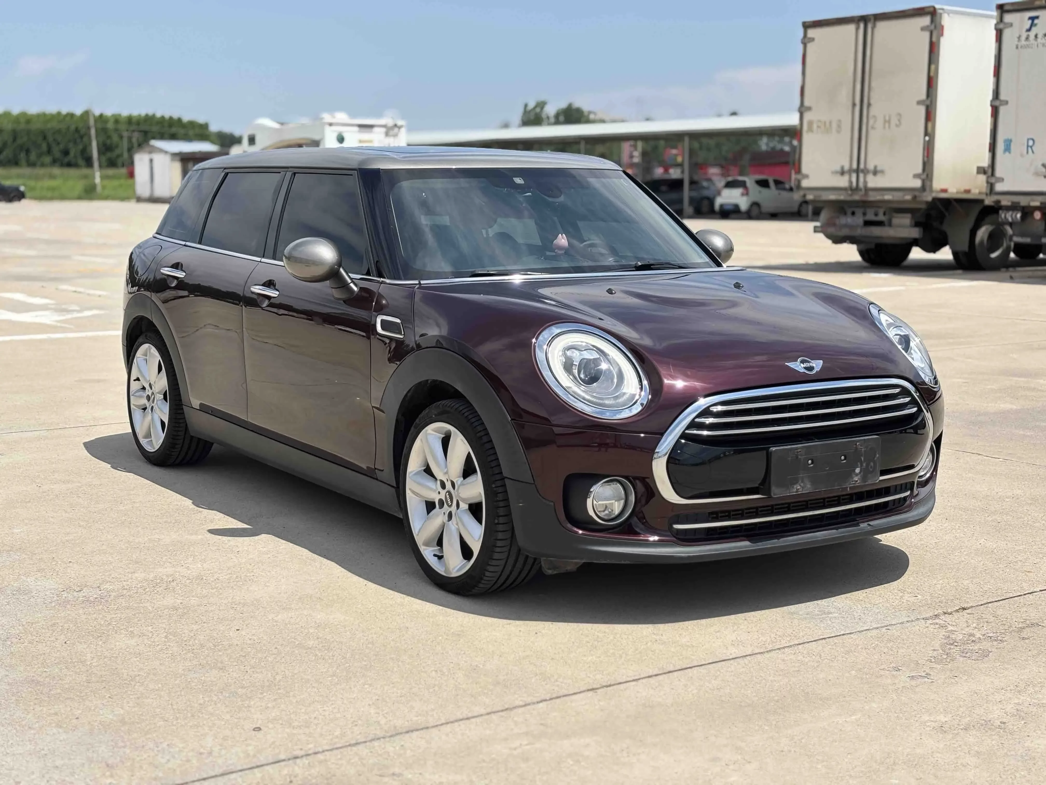 MINI CLUBMAN
