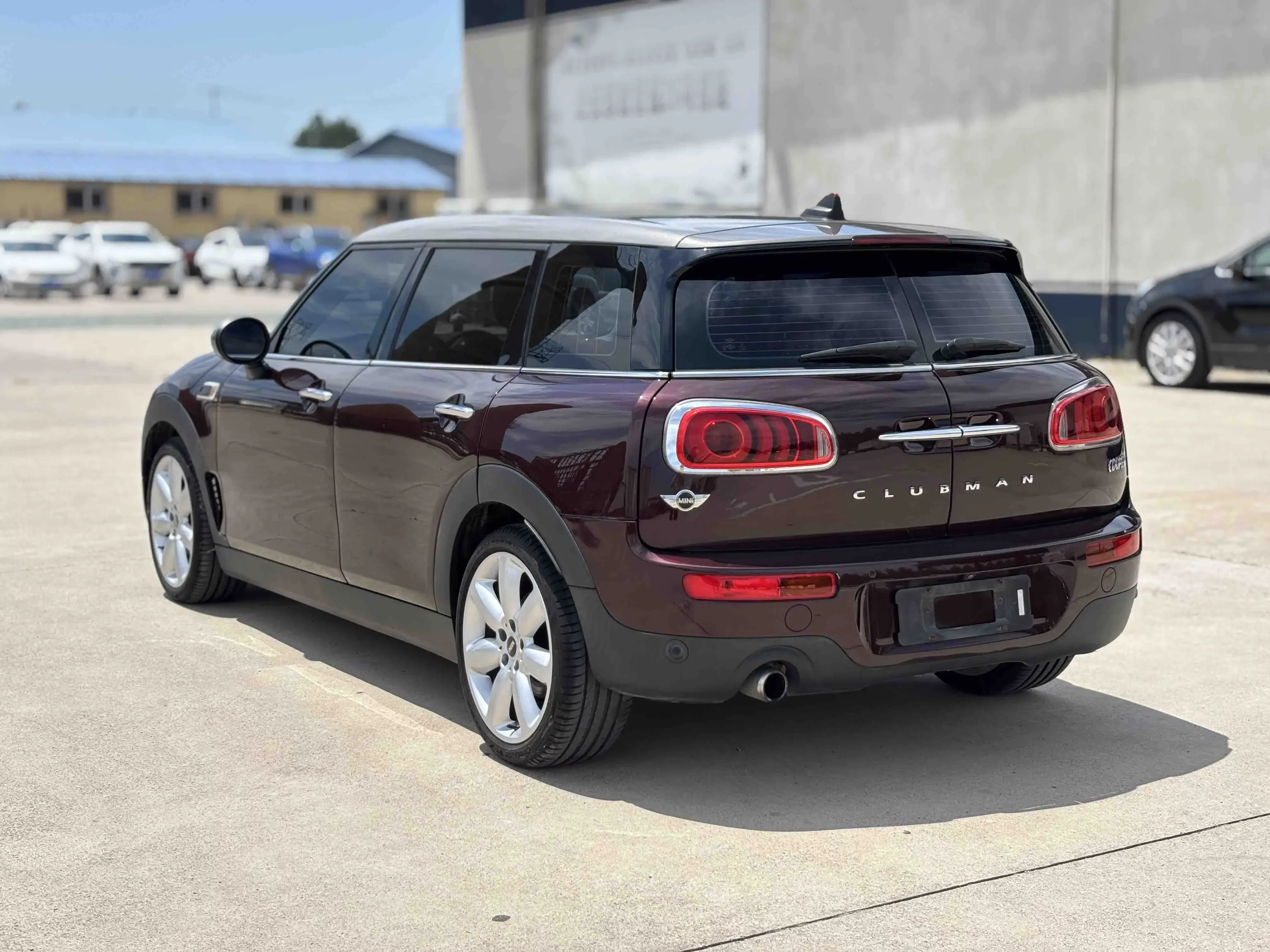 MINI CLUBMAN