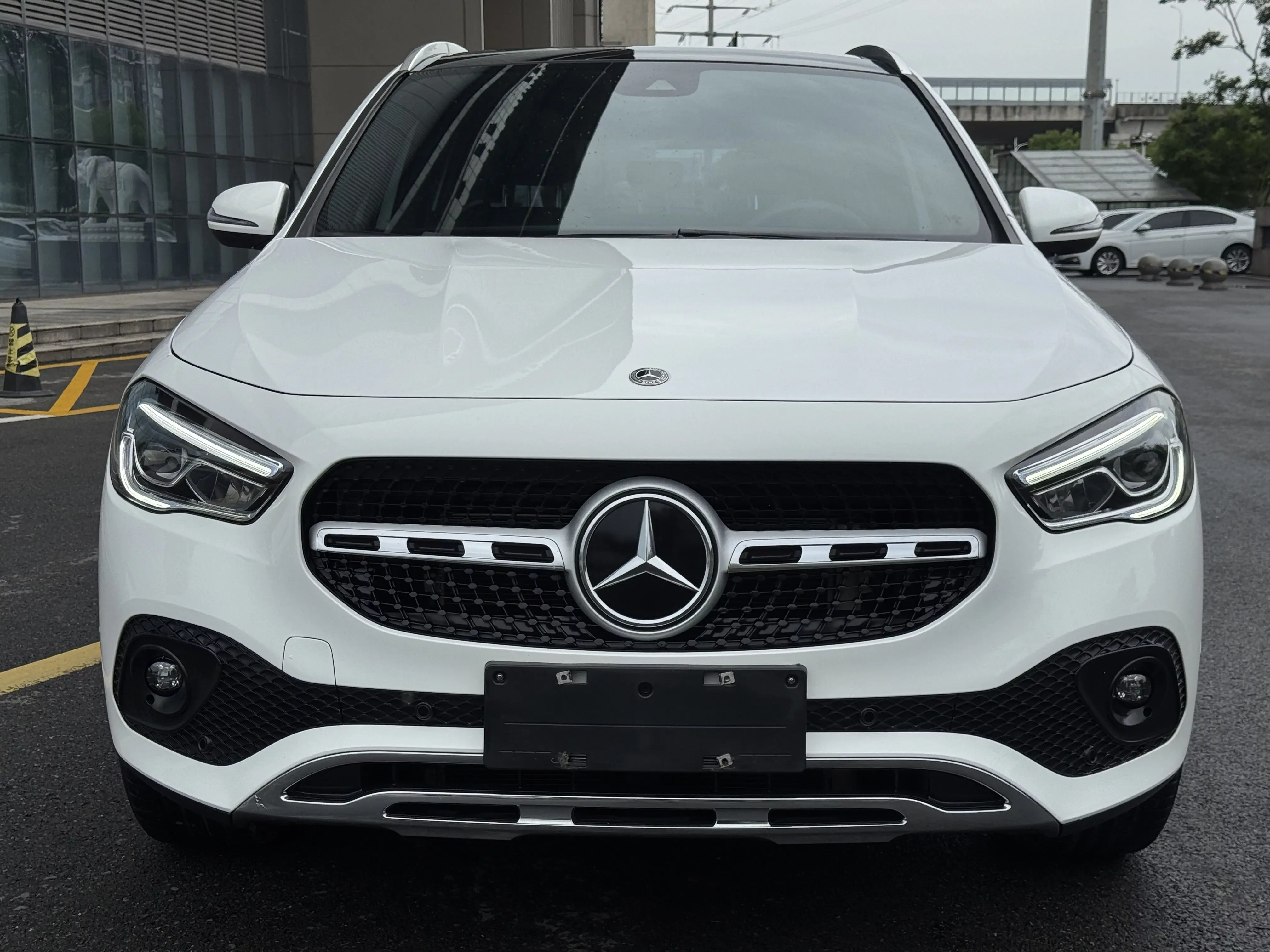 Mercedes-Benz GLA