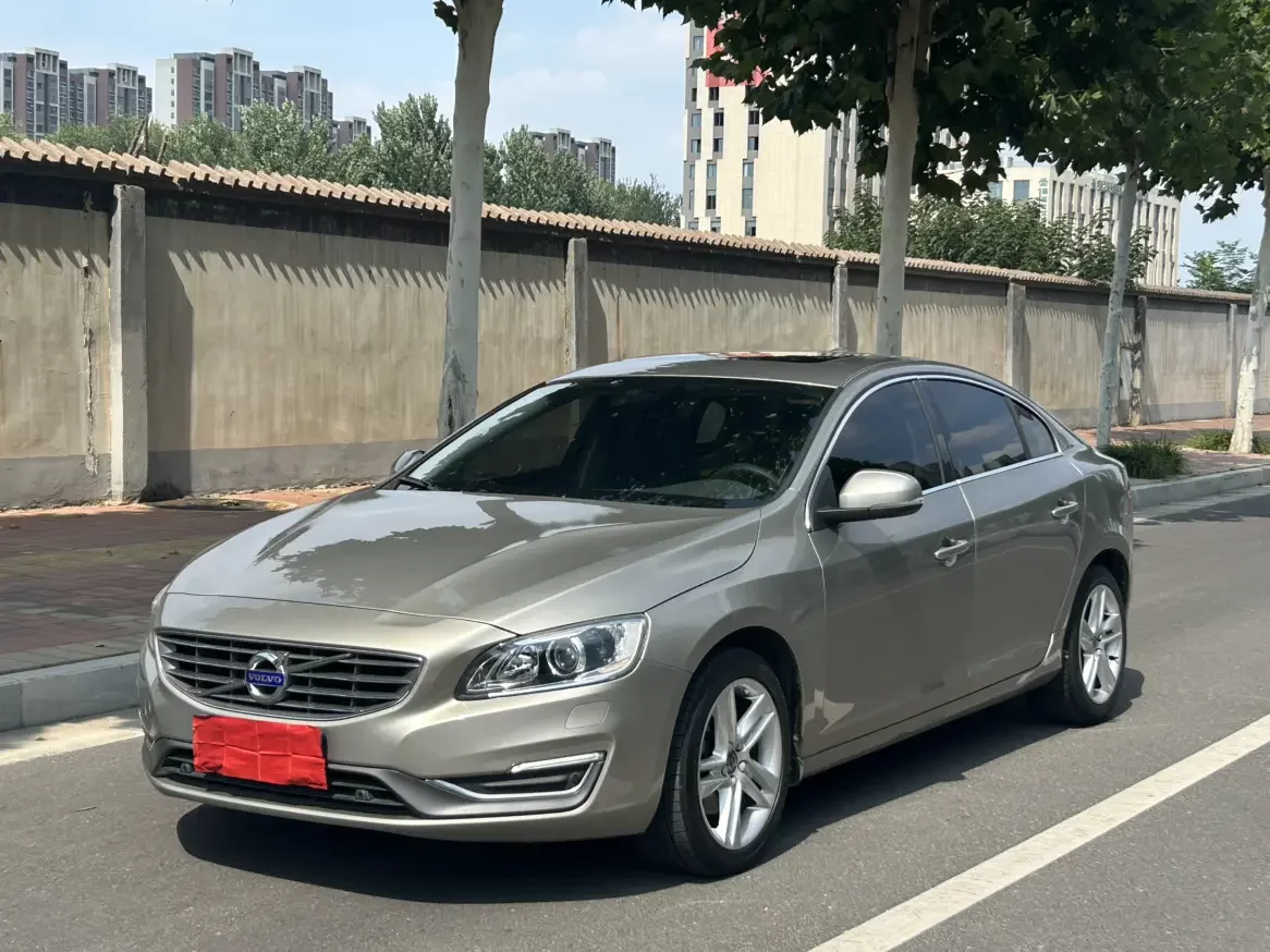 Volvo S60