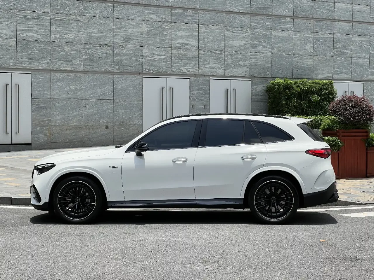 Mercedes-Benz GLC AMG