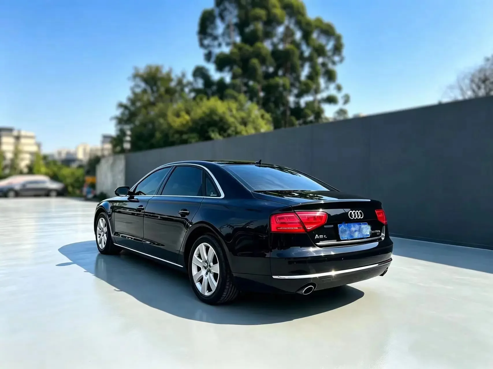 Audi A8