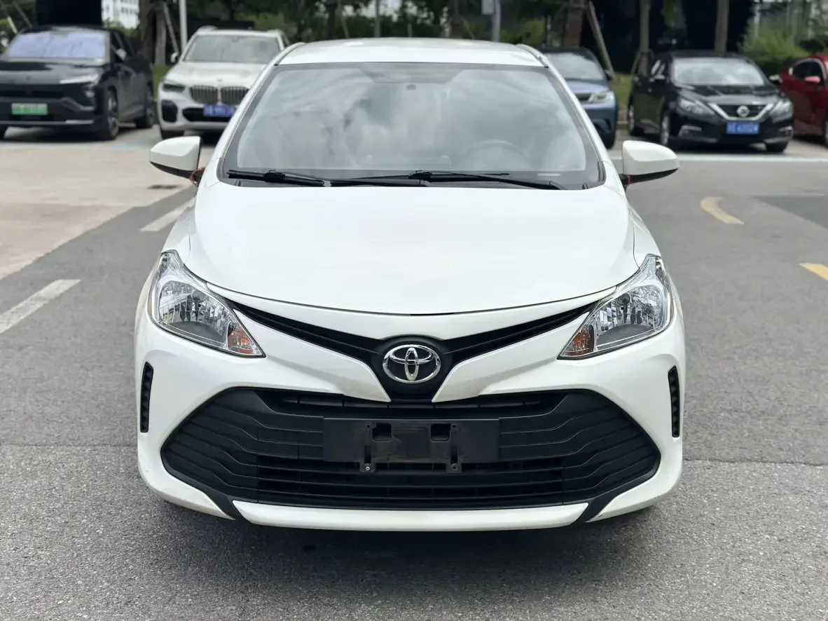 Toyota Vios  из Китая