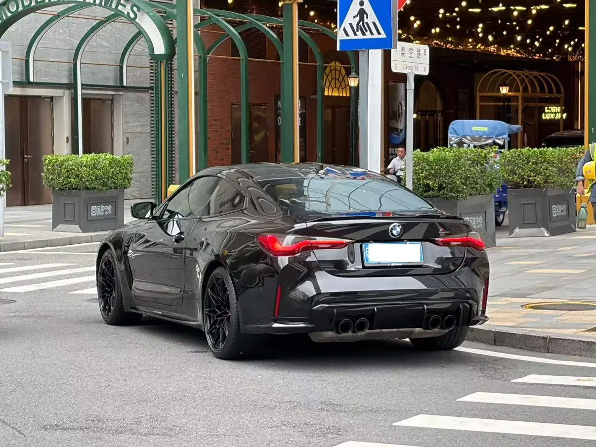 BMW M4