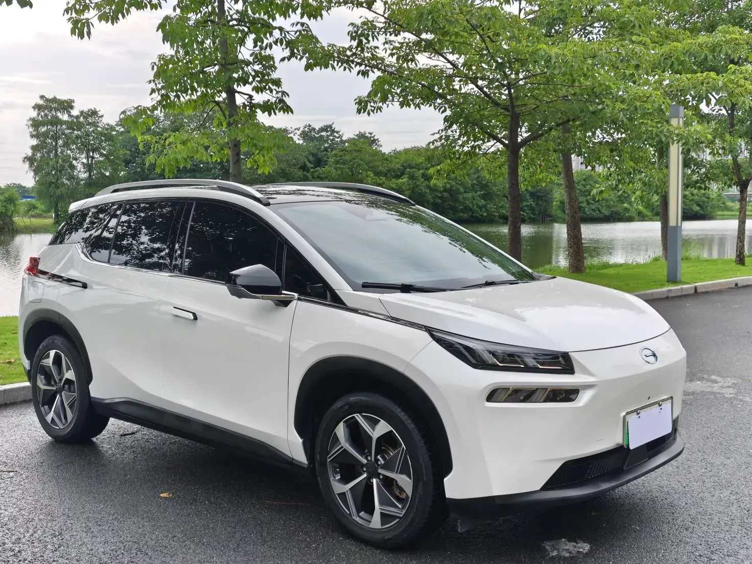 GAC AION V