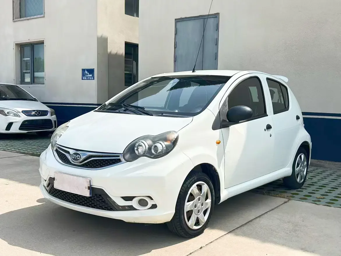 BYD F0  из Китая