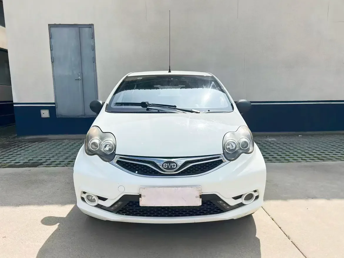 BYD F0  из Китая