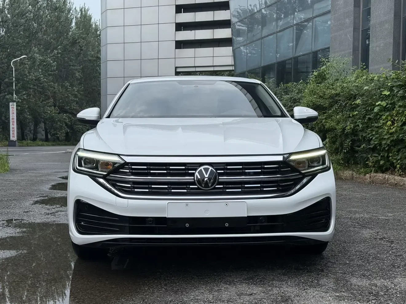 Volkswagen Sagitar