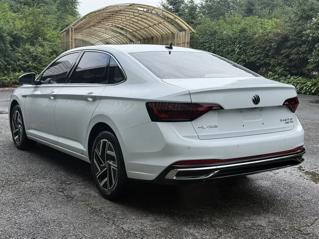 Volkswagen Sagitar