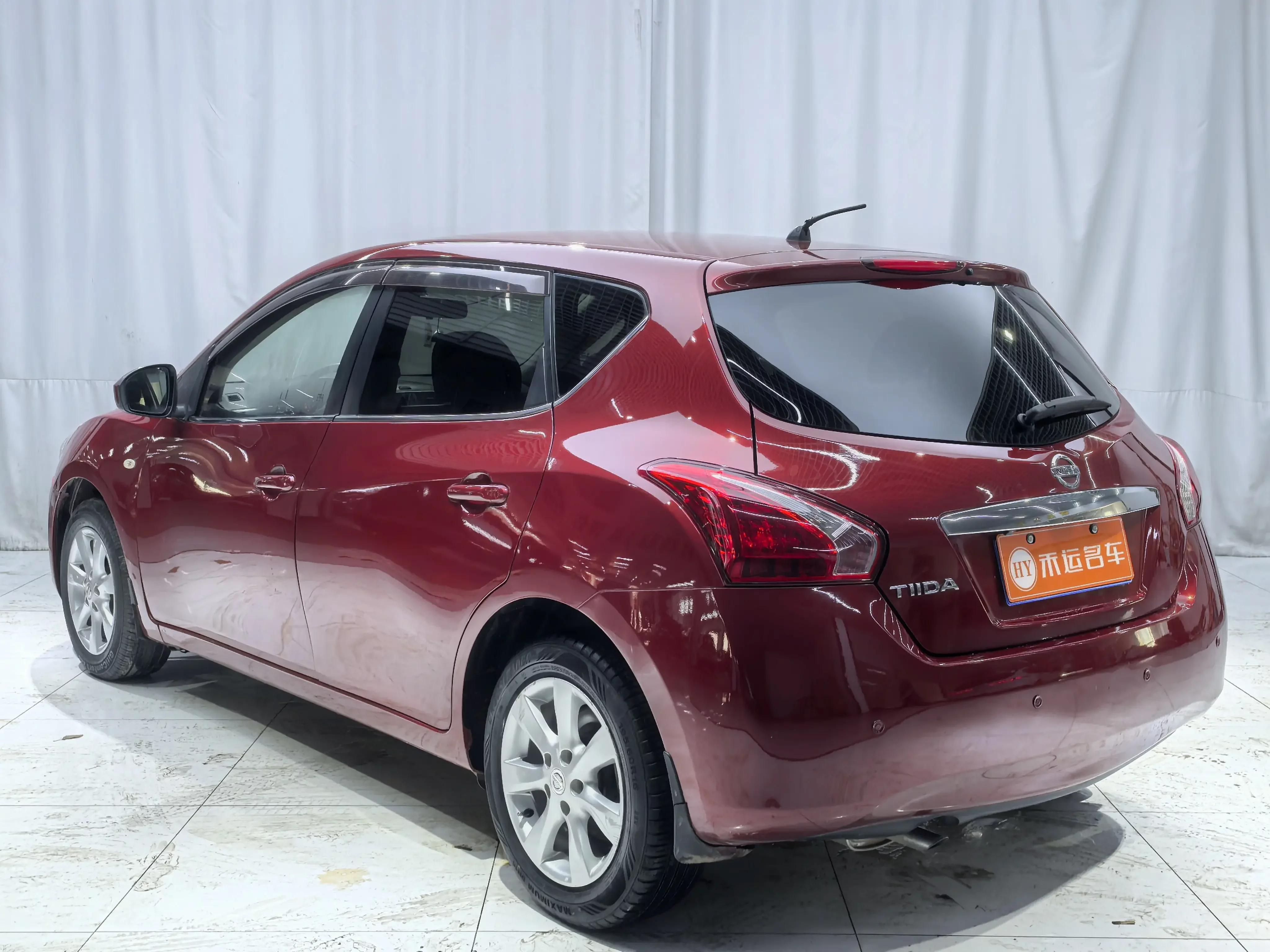 Nissan Tiida