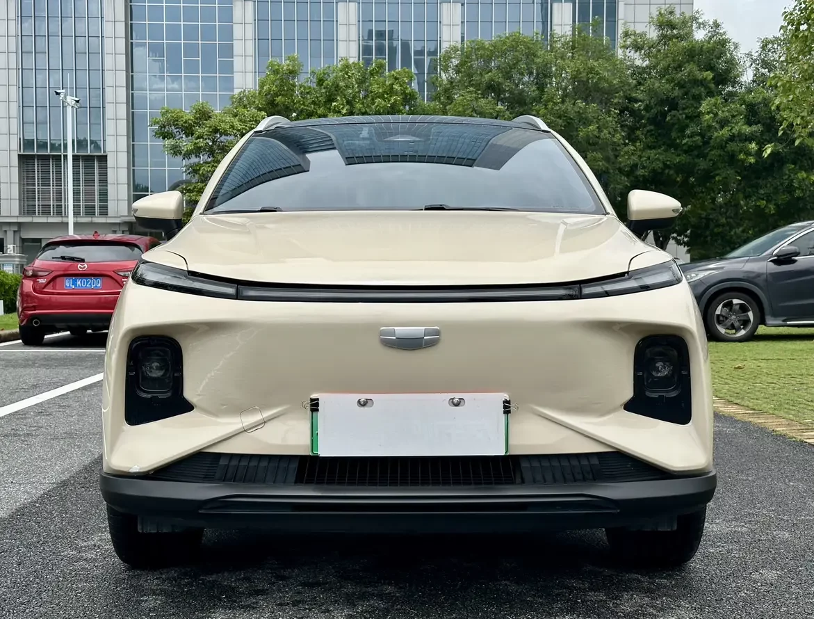 Geely Geometry E Firefly