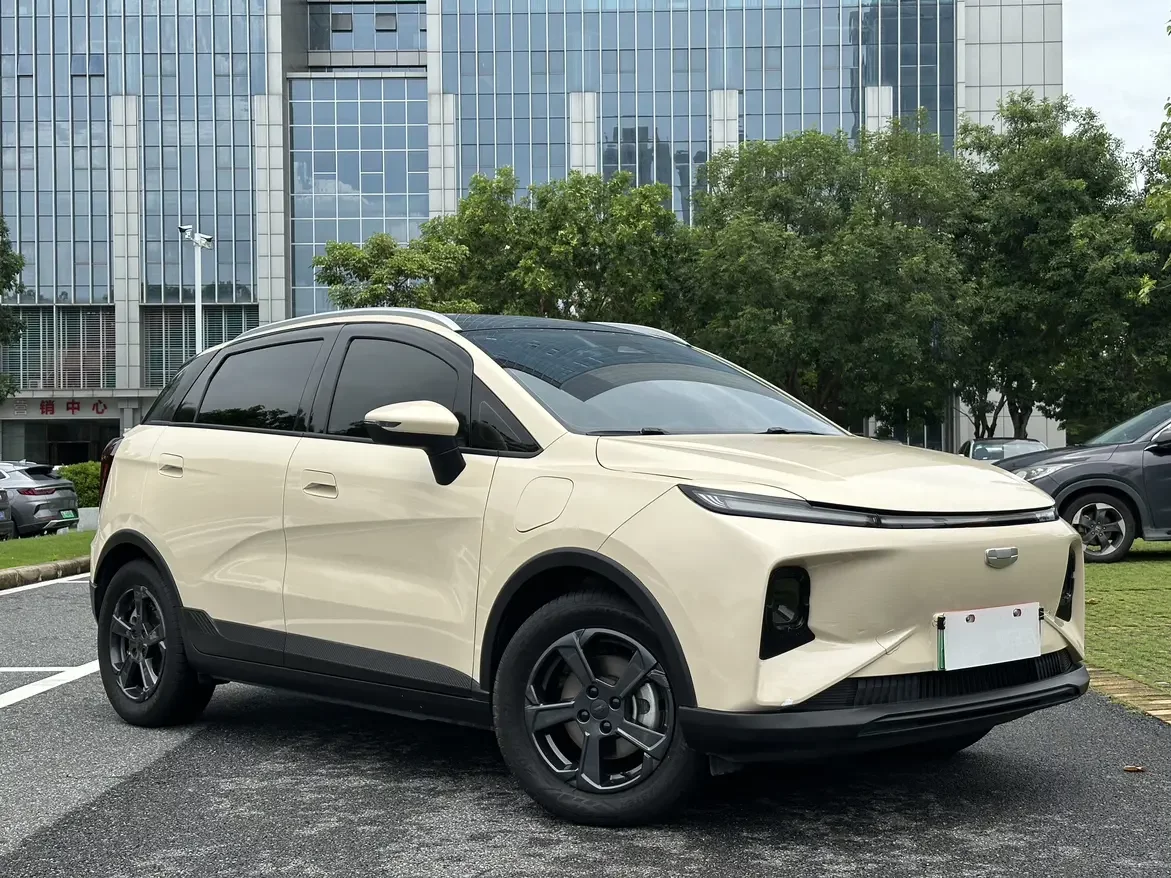 Geely Geometry E Firefly