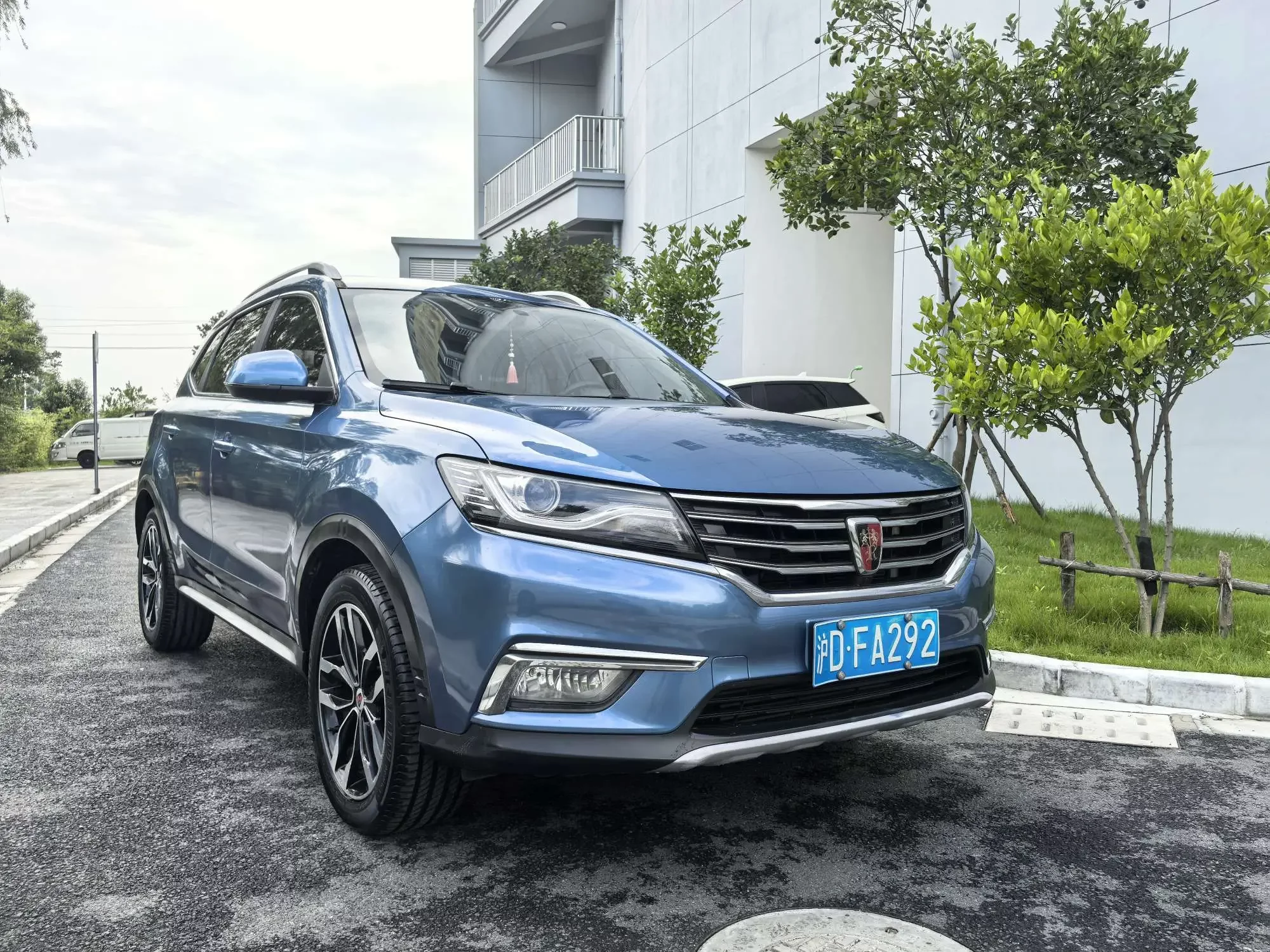 Roewe RX5