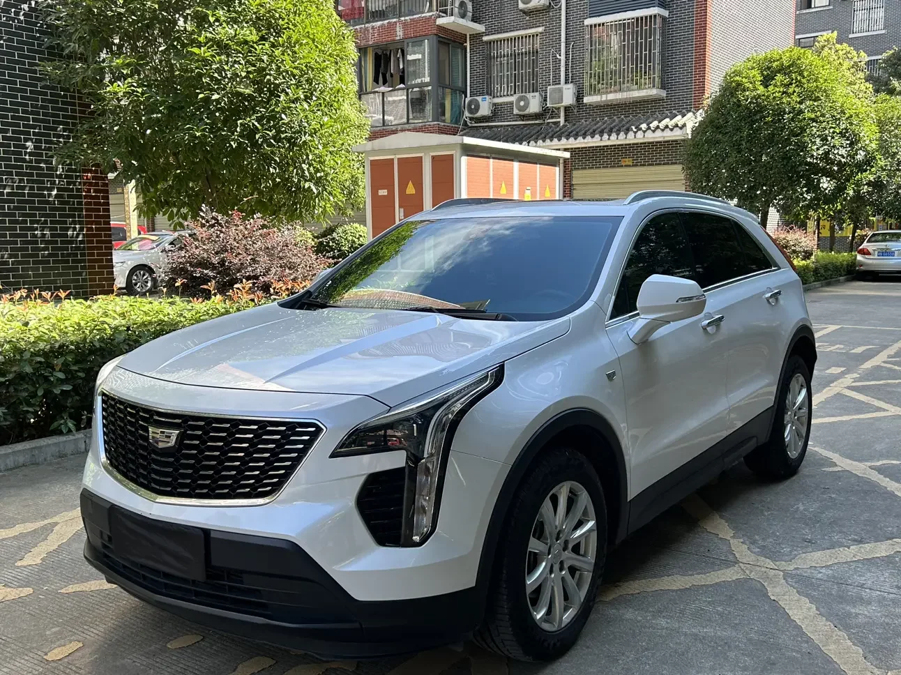 Cadillac XT4  из Китая