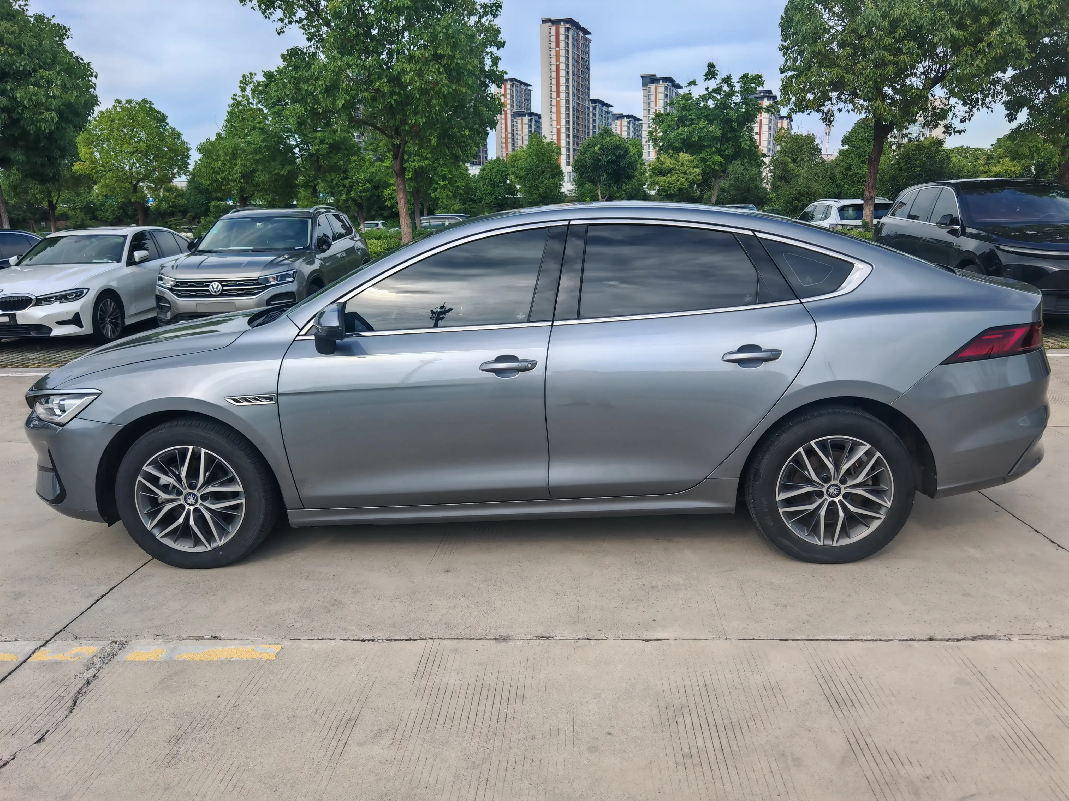 BYD Qin PLUS EV