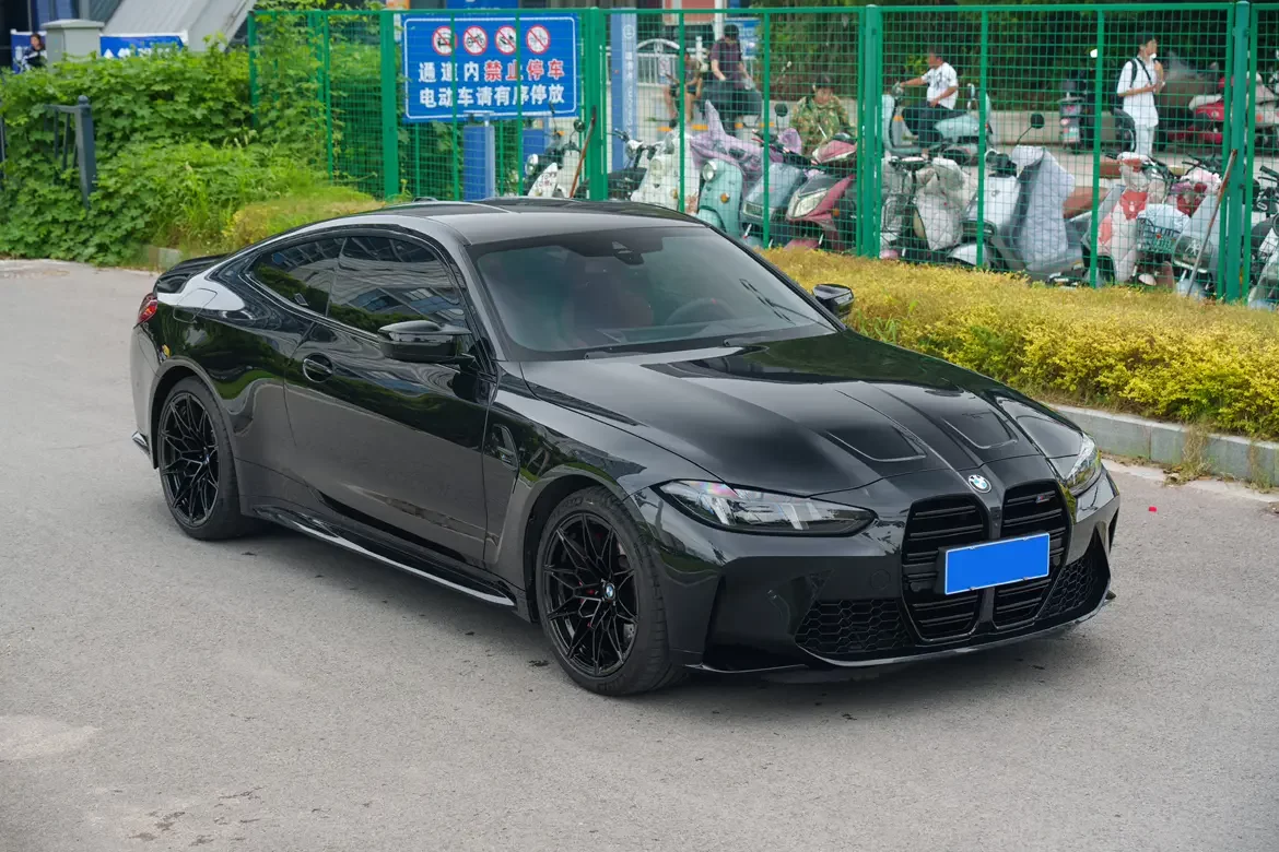 BMW M4