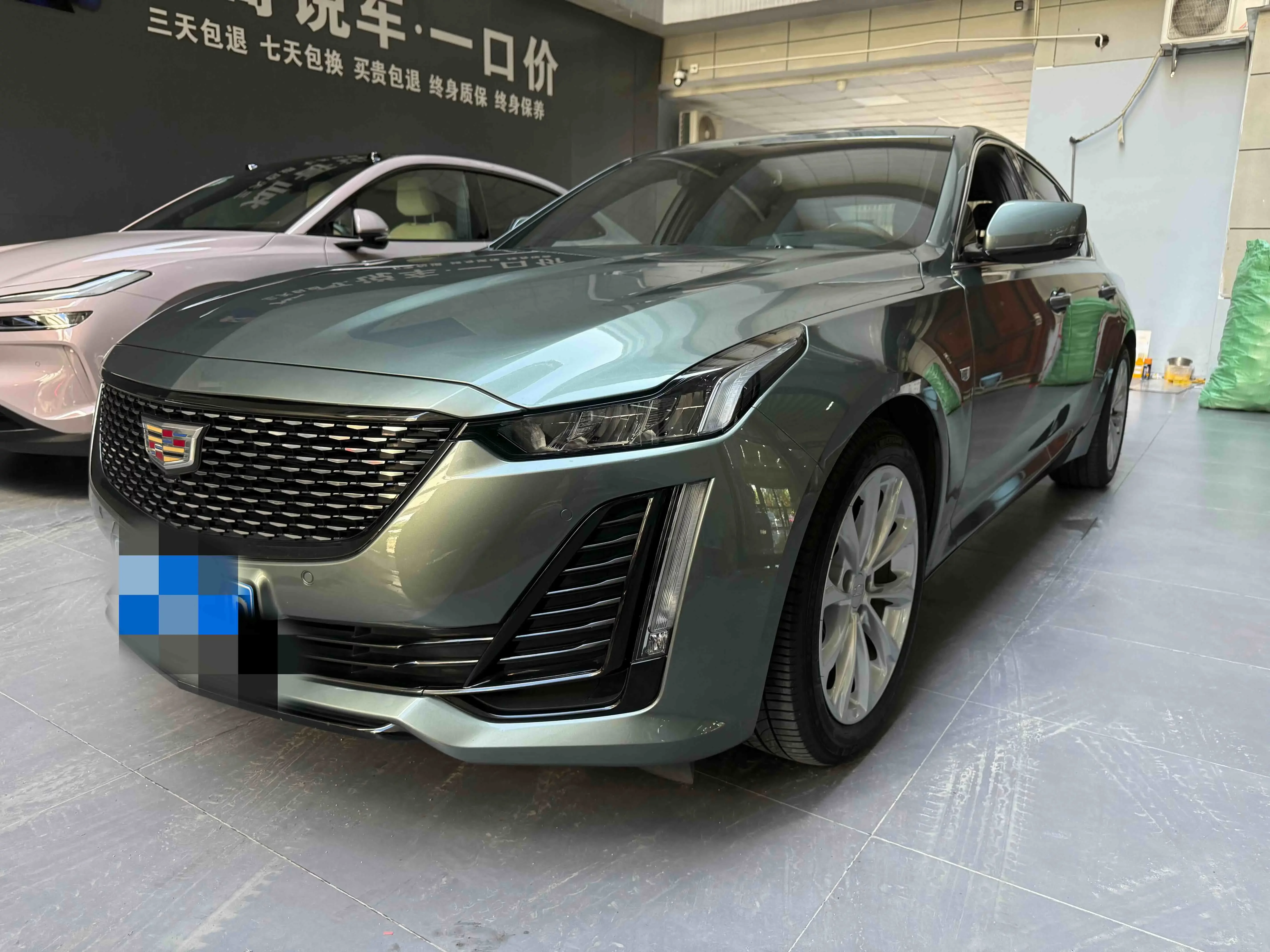 Cadillac CT5