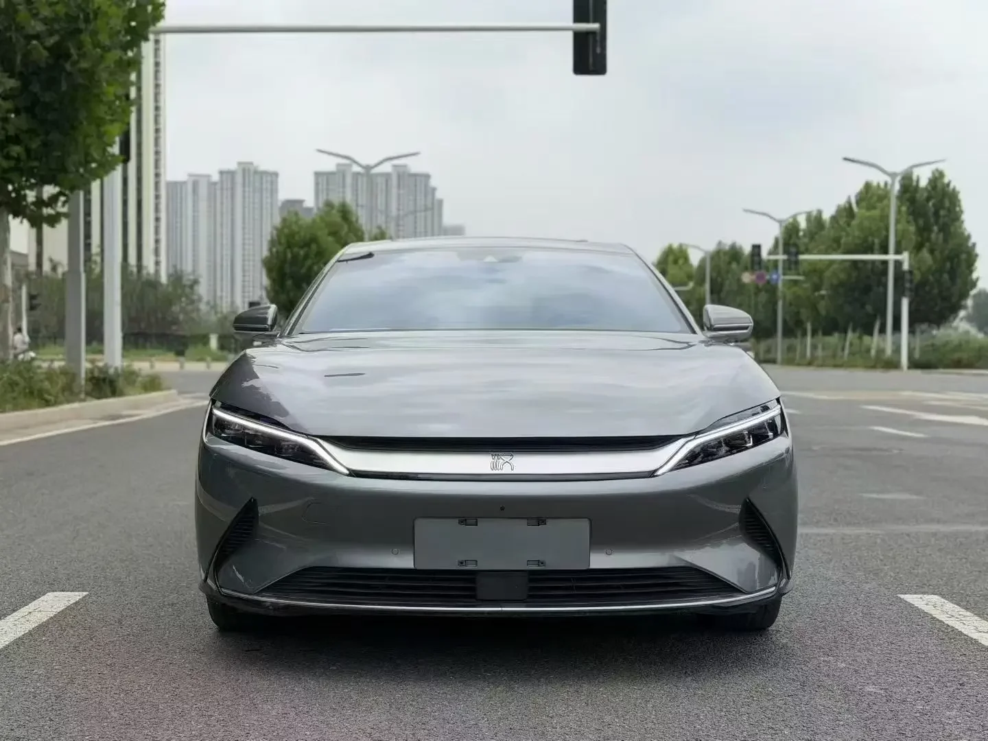 BYD Han EV