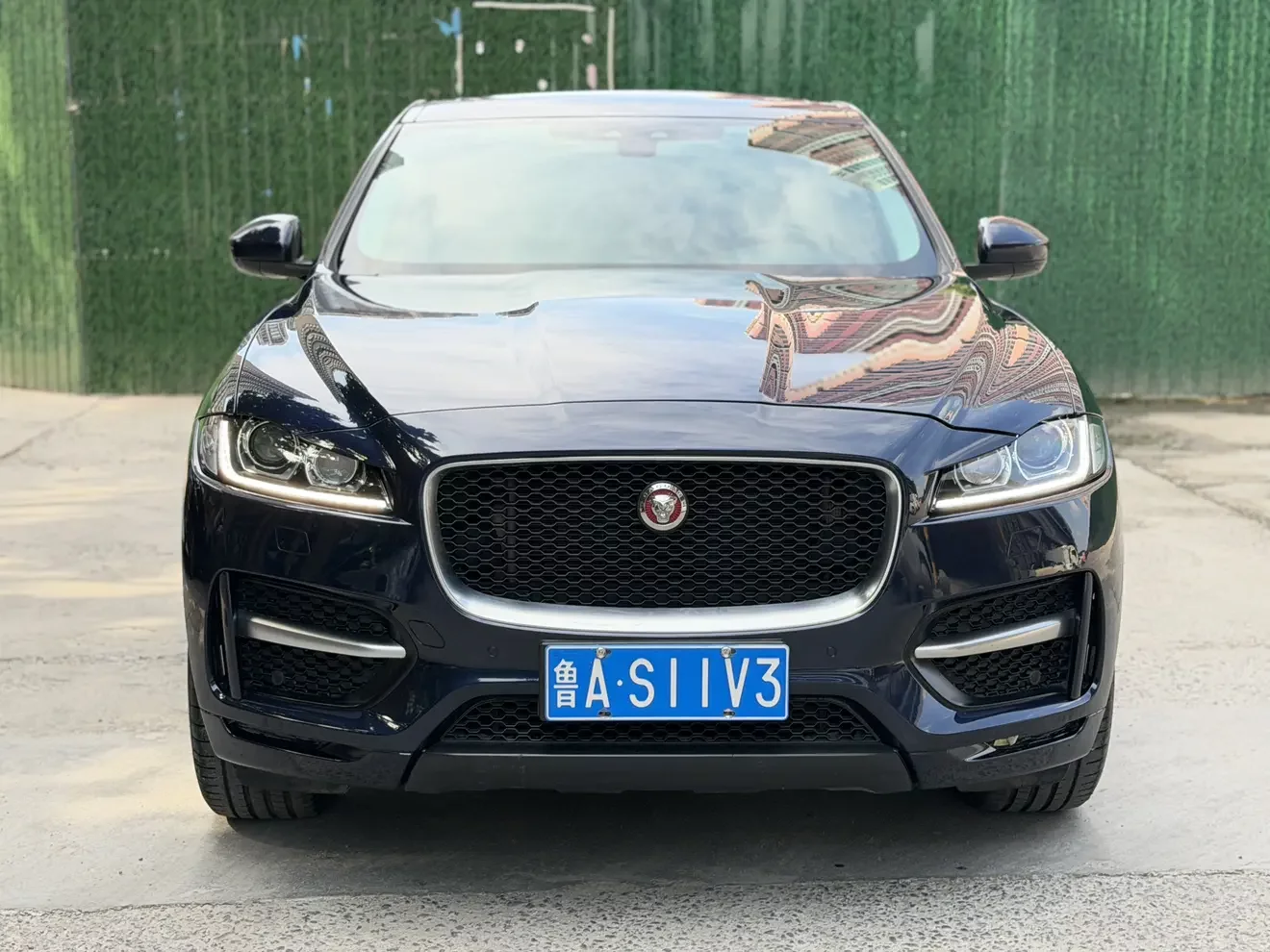 Jaguar F-PACE  из Китая