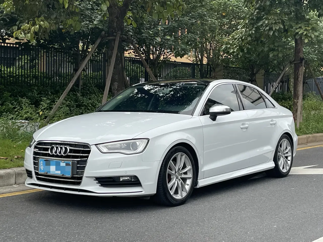 Audi A3  из Китая