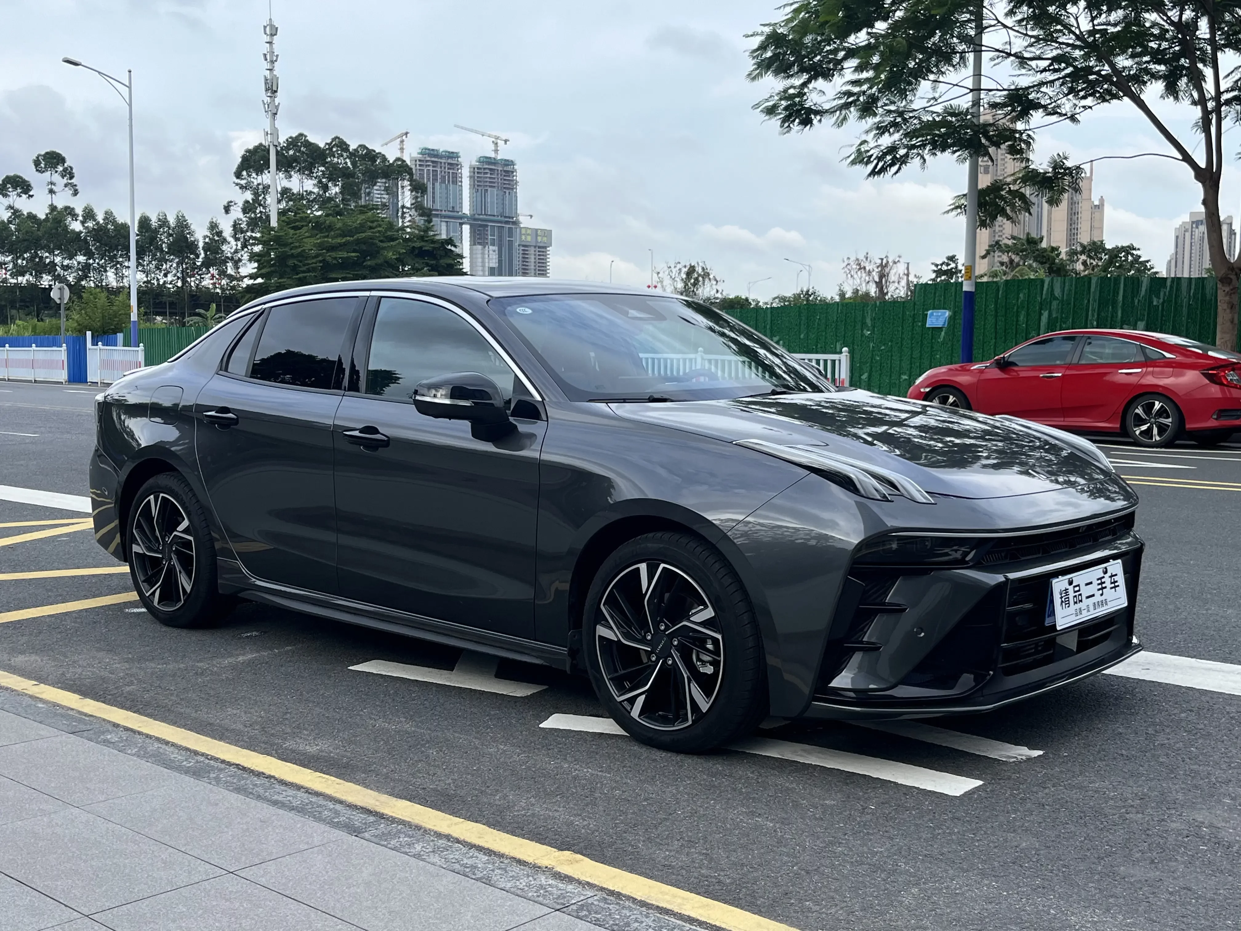 Lynk & Co 03